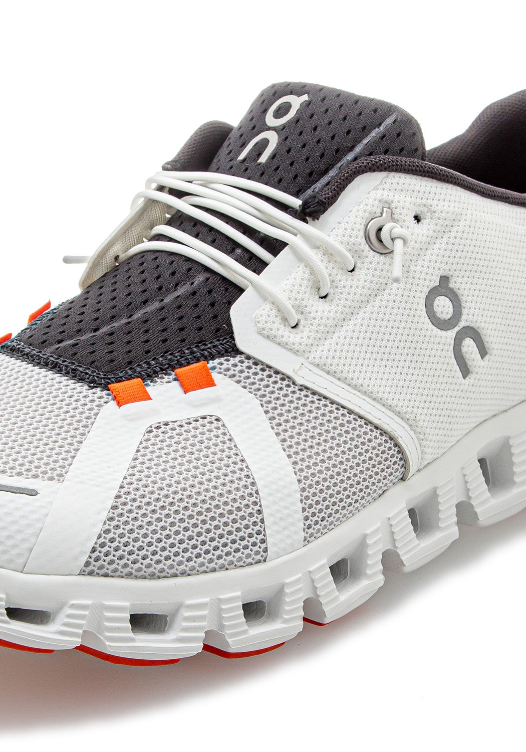 69.98864 M Cloud Push white/flame | Bildmaterial bereitgestellt von SHOES.PLEASE.