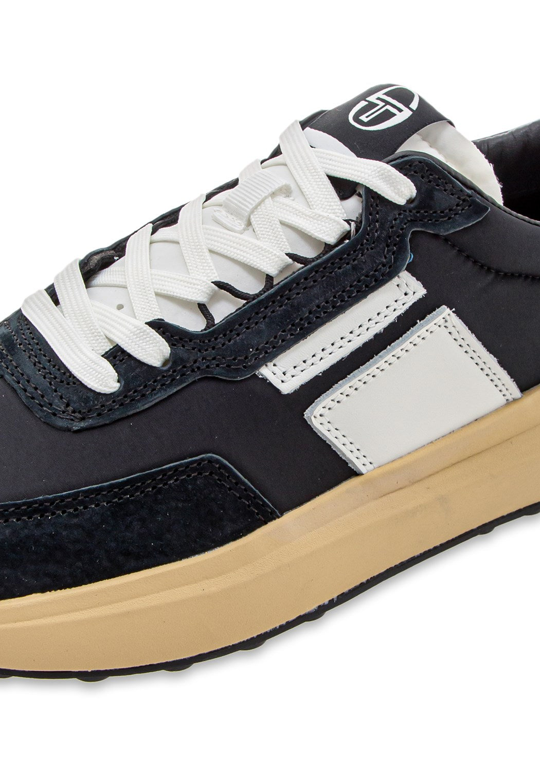 70's NEO RUNNER raven-seedpearl-white | Bildmaterial bereitgestellt von SHOES.PLEASE.