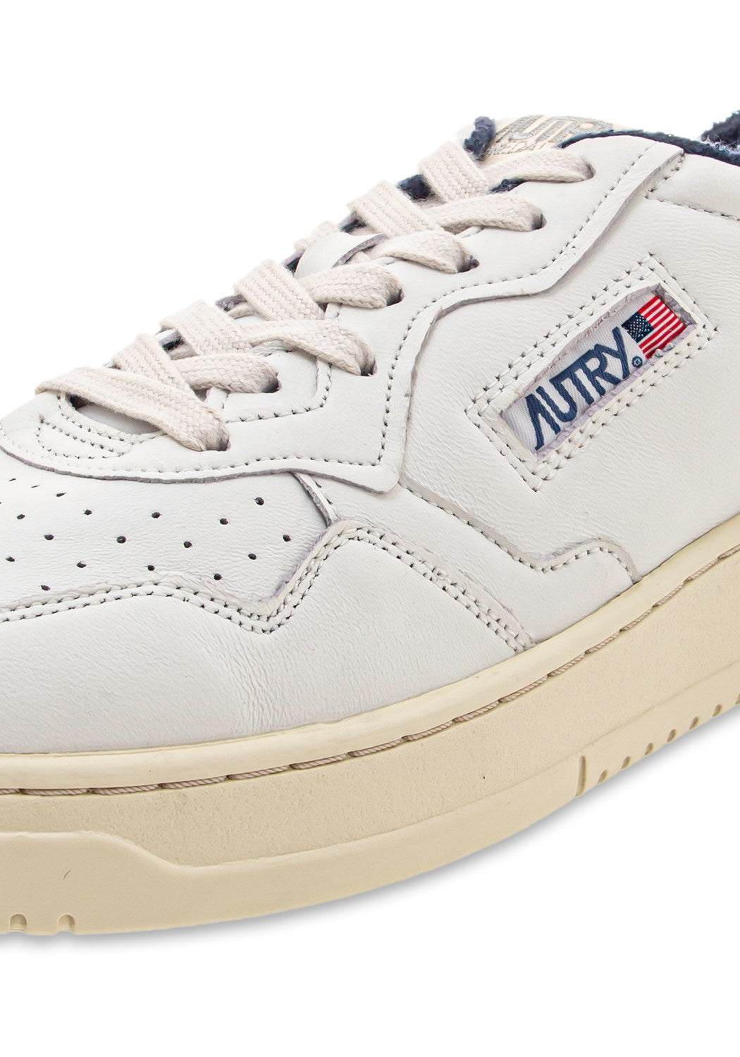 MEDALIST LOW MAN SUEDE/LEAT wht/turquois | Bildmaterial bereitgestellt von SHOES.PLEASE.