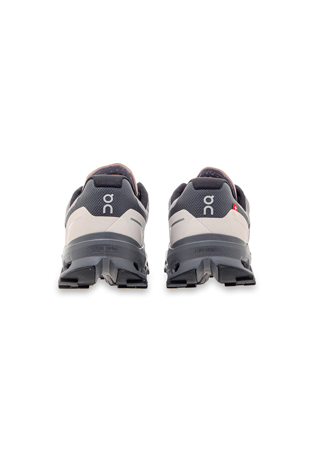 64.98269 W Cloudvista alloy/black | Bildmaterial bereitgestellt von SHOES.PLEASE.