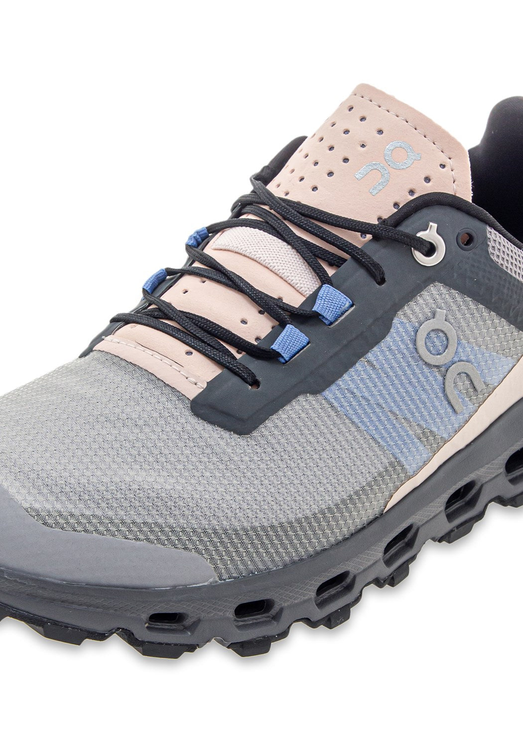 64.98269 W Cloudvista alloy/black | Bildmaterial bereitgestellt von SHOES.PLEASE.