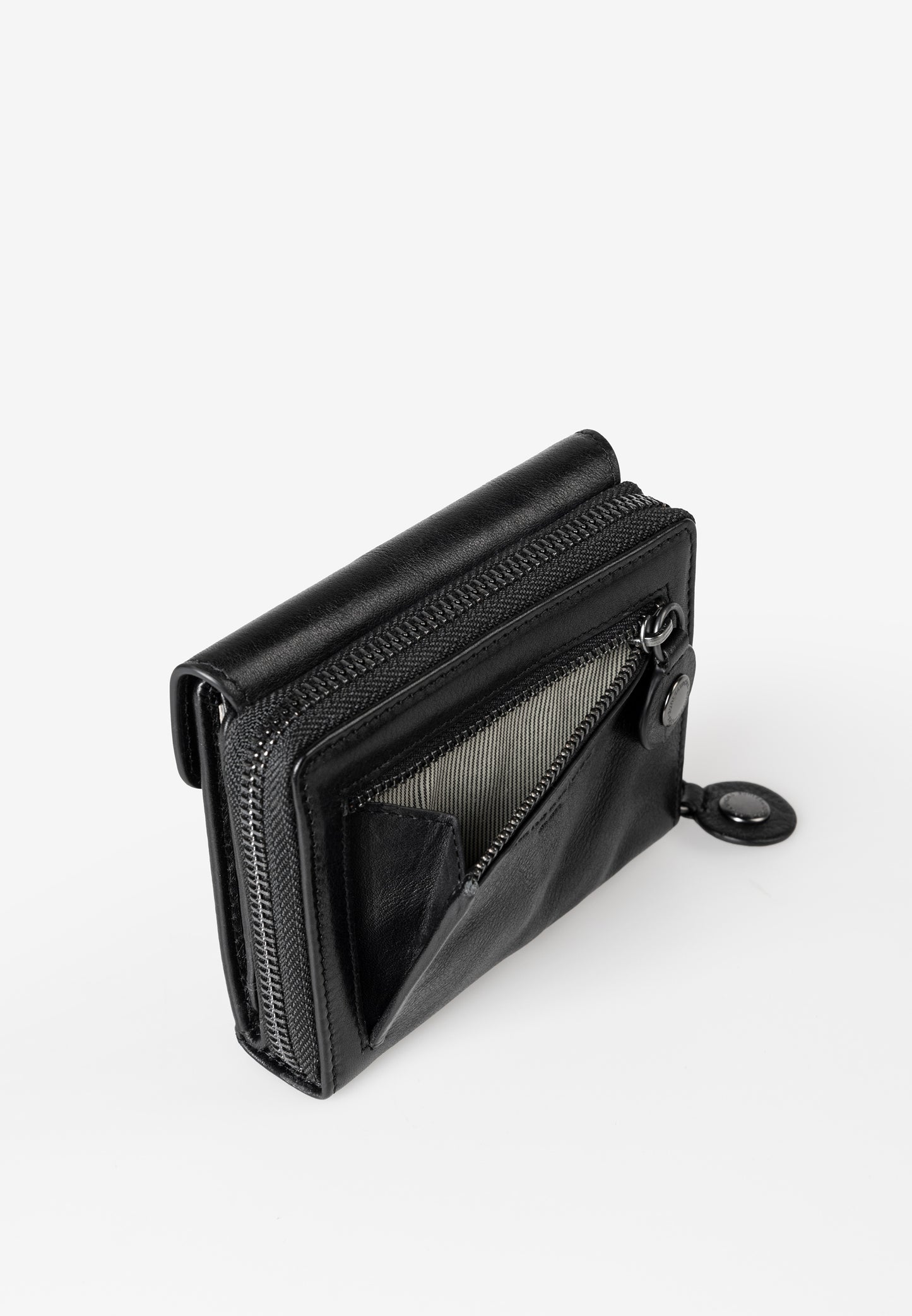 Lesley RV-Börse Grandma's Luxury Club black smoke | Bildmaterial bereitgestellt von SHOES.PLEASE.
