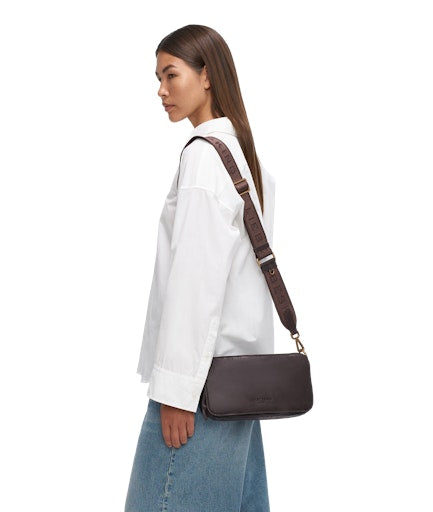 Clarice Crossbody M roasted | Bildmaterial bereitgestellt von SHOES.PLEASE.