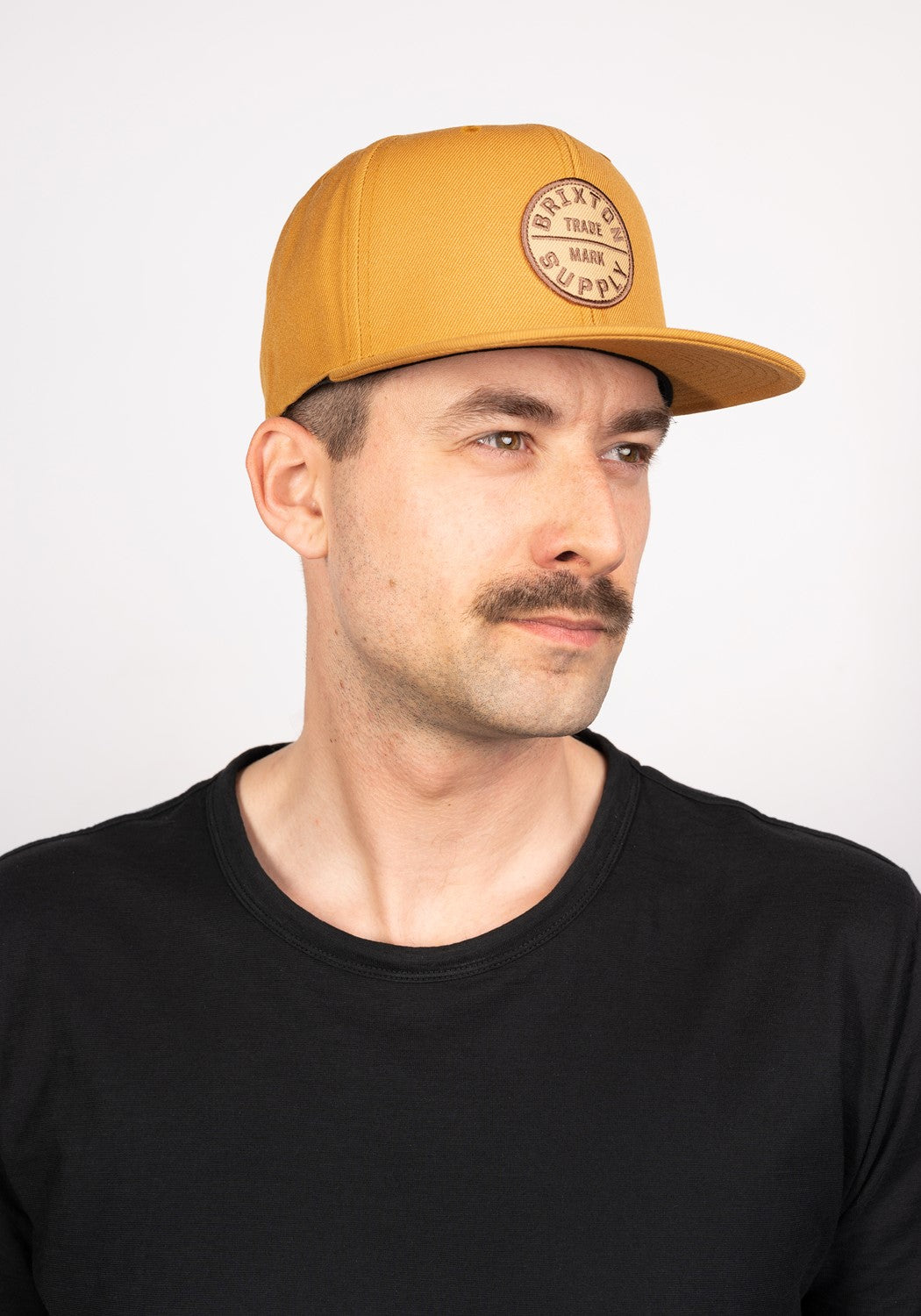 Oath III Snapback copper gelb | Bildmaterial bereitgestellt von SHOES.PLEASE.