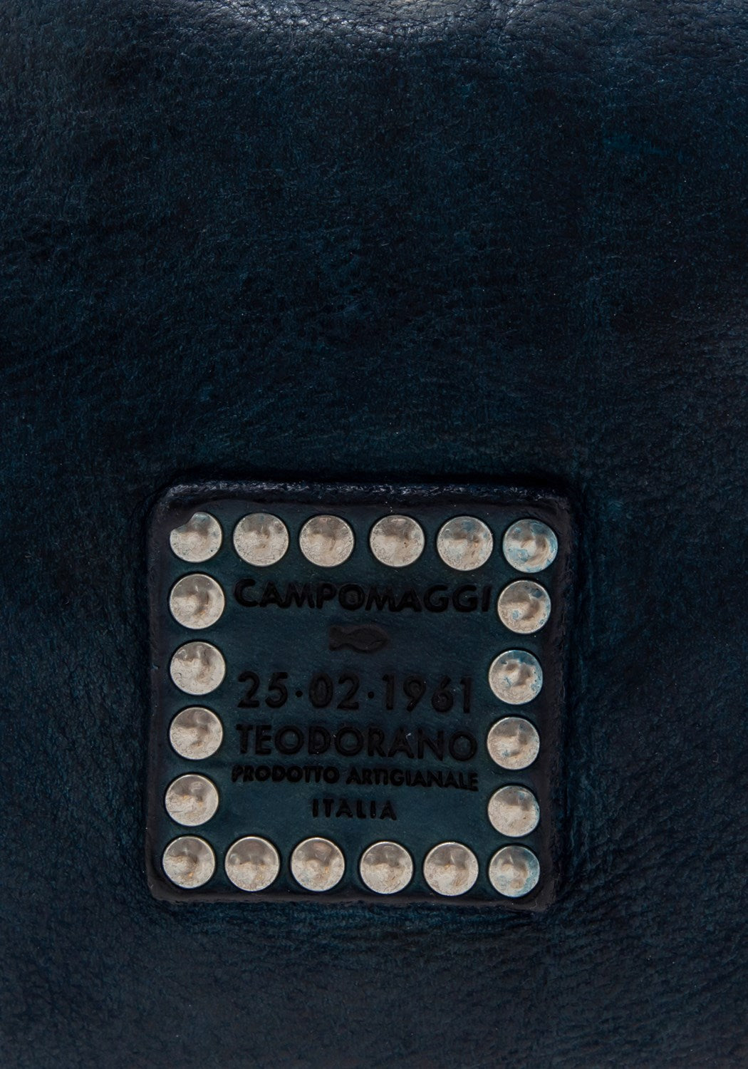 C031070ND-X2530-C3019 Pochette zaffiro | Bildmaterial bereitgestellt von SHOES.PLEASE.