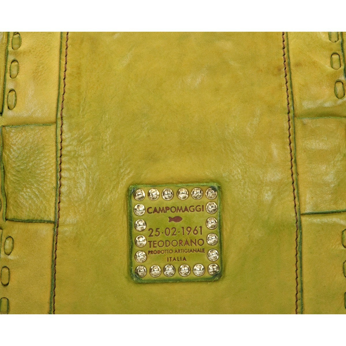 C037560ND-X2487-C5020 Shoulder Bag Mediu | Bildmaterial bereitgestellt von SHOES.PLEASE.