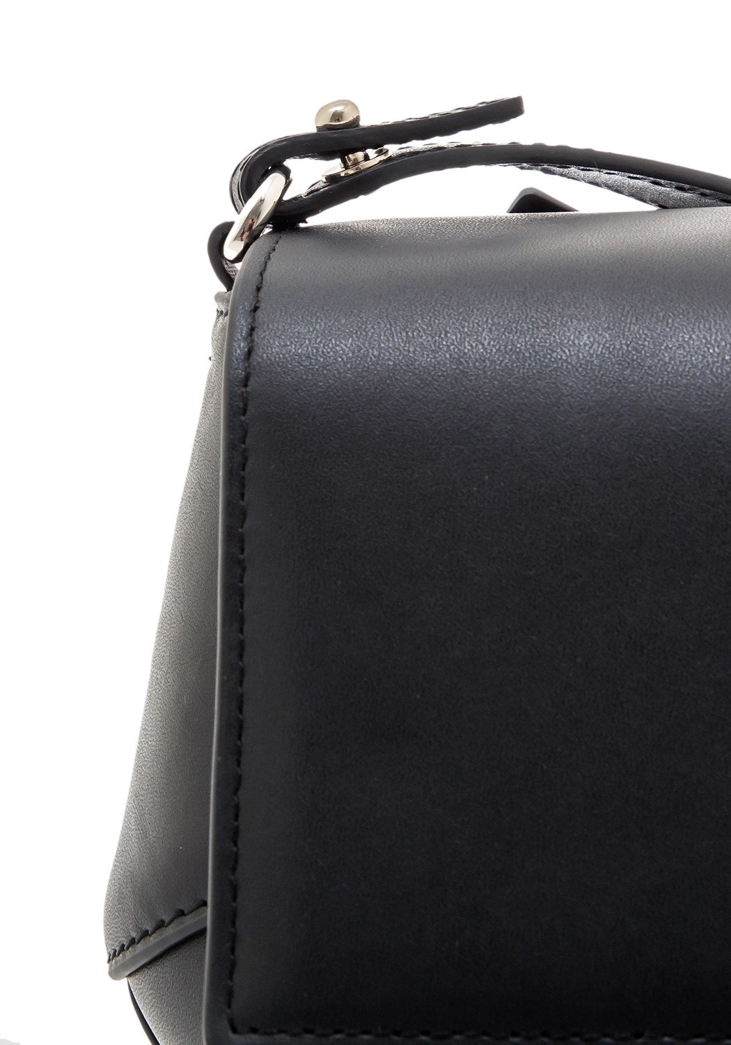 Lilly Crossbody S nappa black | Bildmaterial bereitgestellt von SHOES.PLEASE.