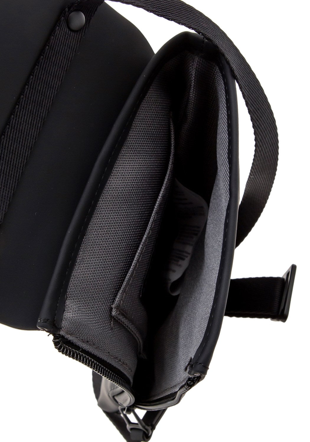 Spläsh Mini Crossbody black | Bildmaterial bereitgestellt von SHOES.PLEASE.