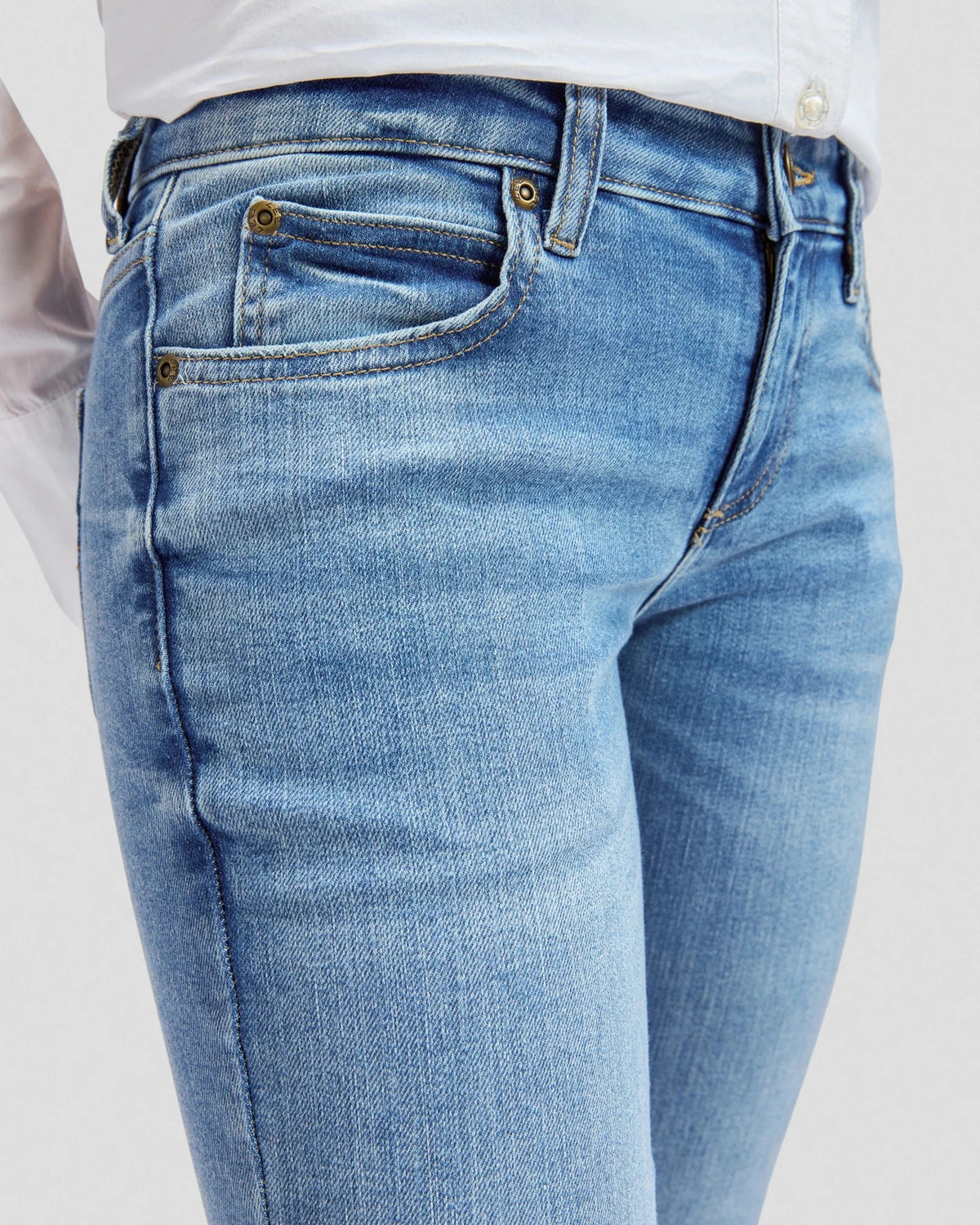 JESSICA RISING_SIGN medium denim | Bildmaterial bereitgestellt von SHOES.PLEASE.