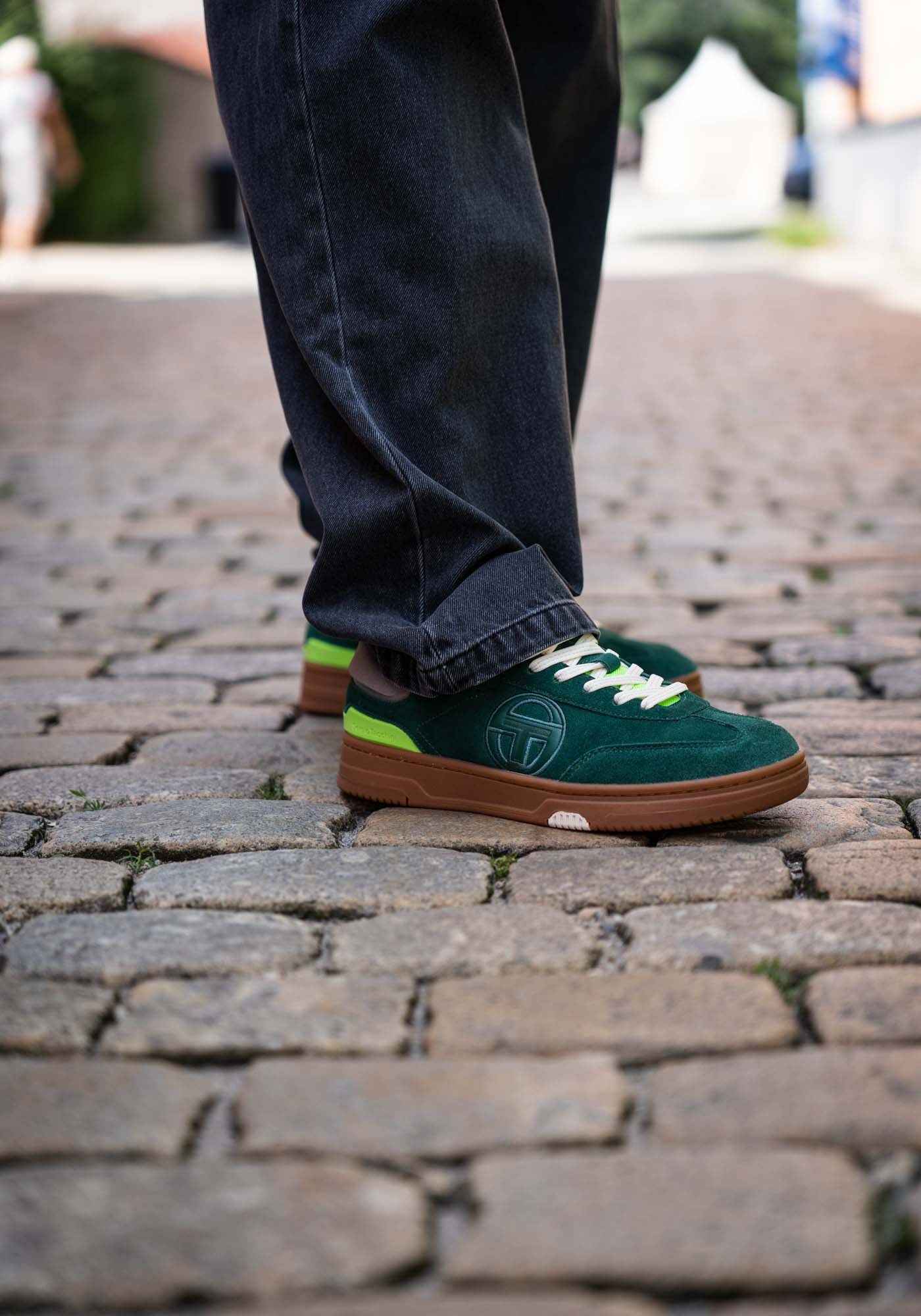 | Bildmaterial bereitgestellt von SHOES.PLEASE.