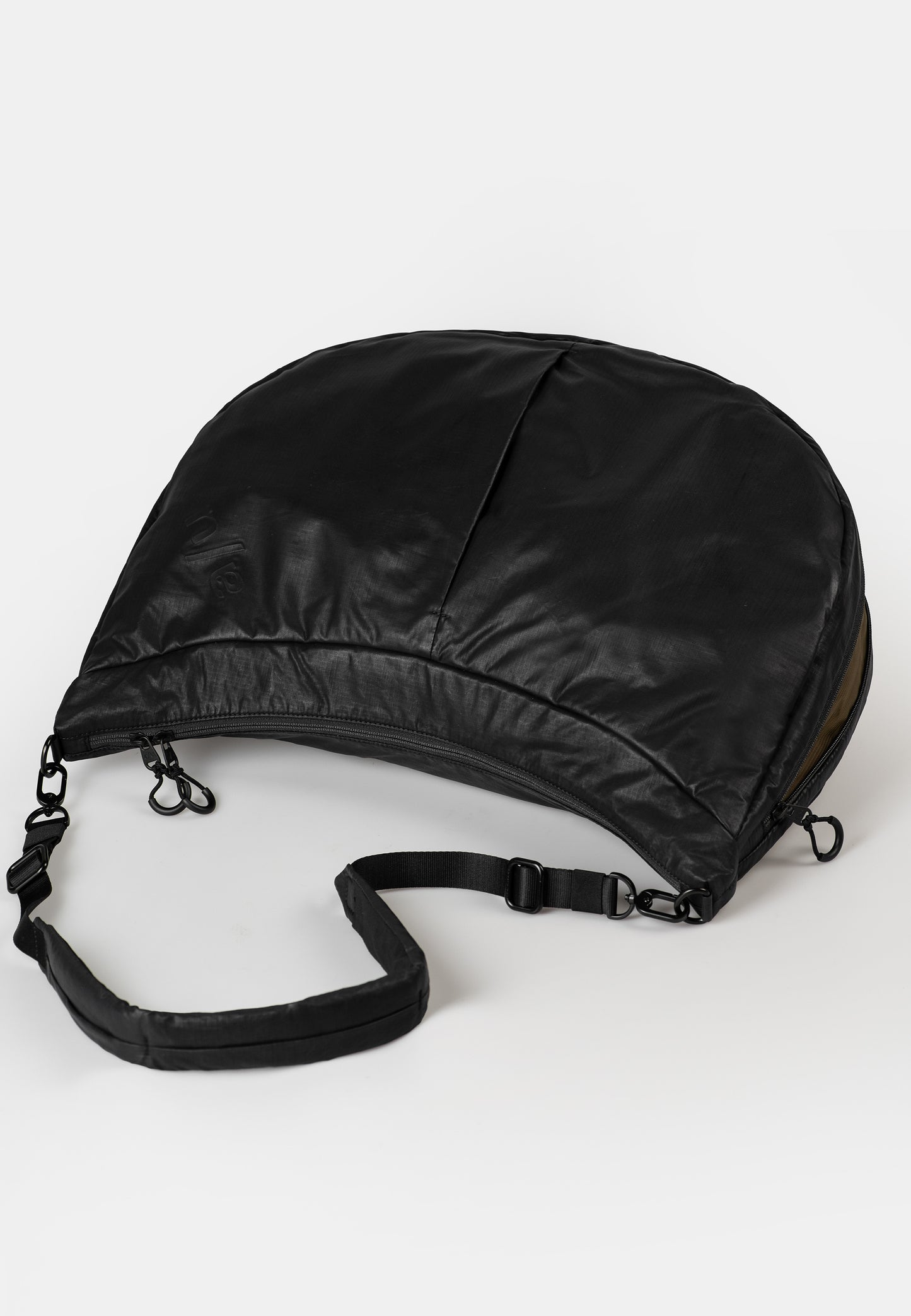 Miyagawa Halfmoon Bag Japan RE LITE black | Bildmaterial bereitgestellt von SHOES.PLEASE.