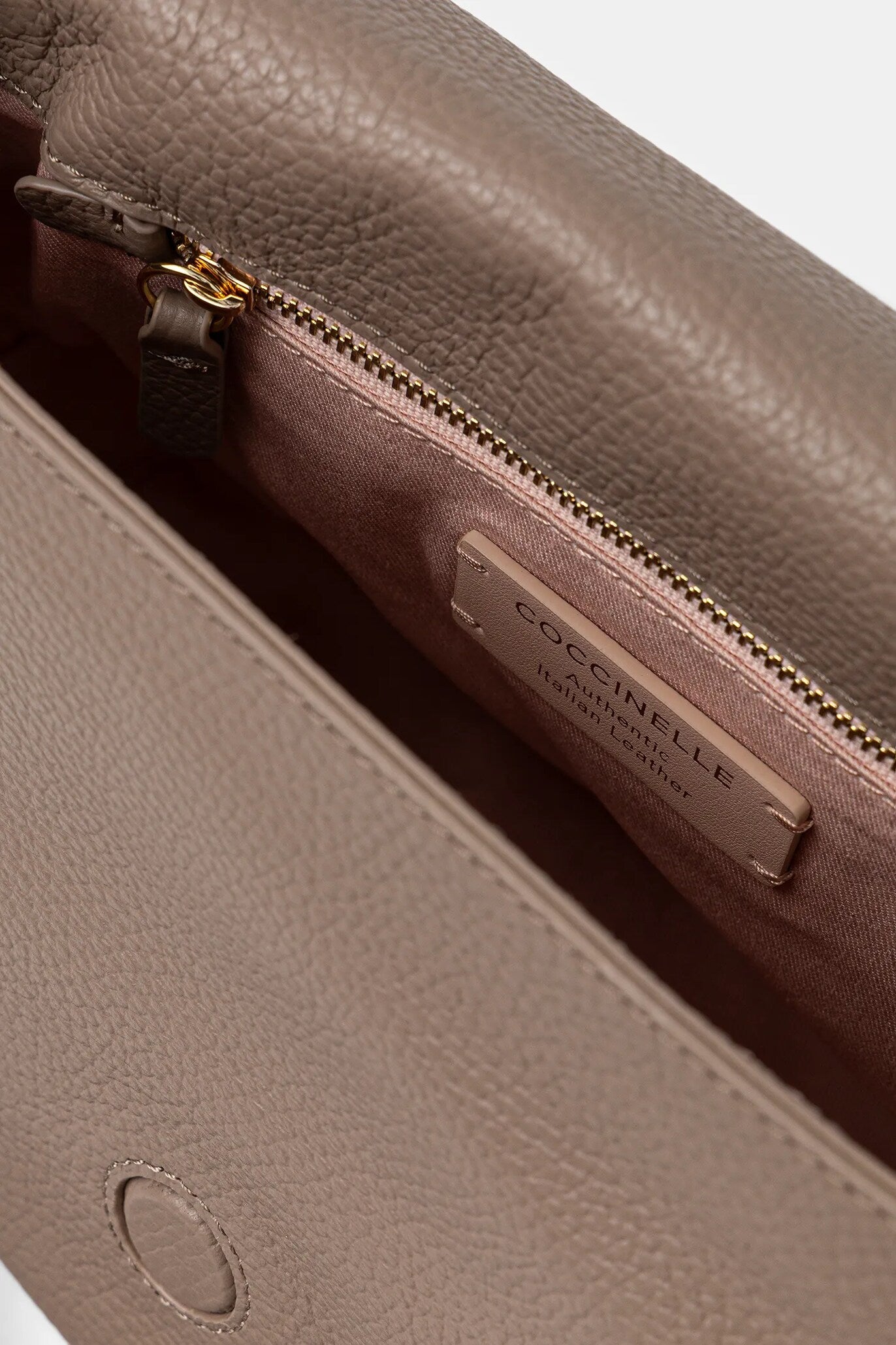 Coccinelle Rebekka warm taupe T95-13-01-01-N59 | Bildmaterial bereitgestellt von SHOES.PLEASE.