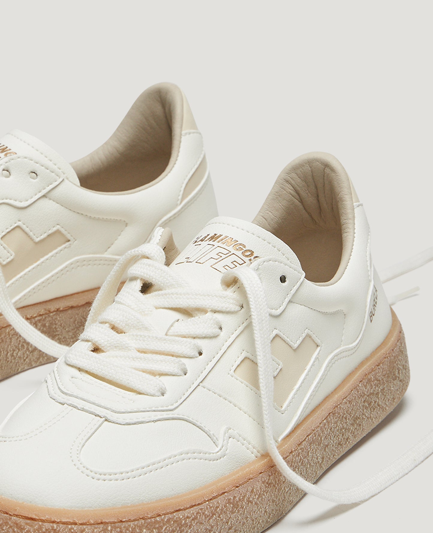 Burela Bold panna | Bildmaterial bereitgestellt von SHOES.PLEASE.