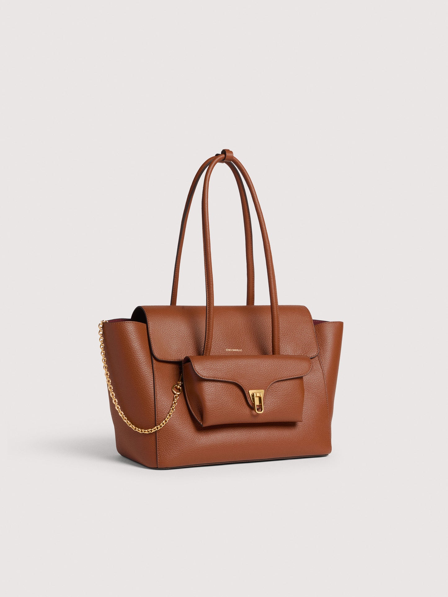 Double Beat Handbag cognac | Bildmaterial bereitgestellt von SHOES.PLEASE.