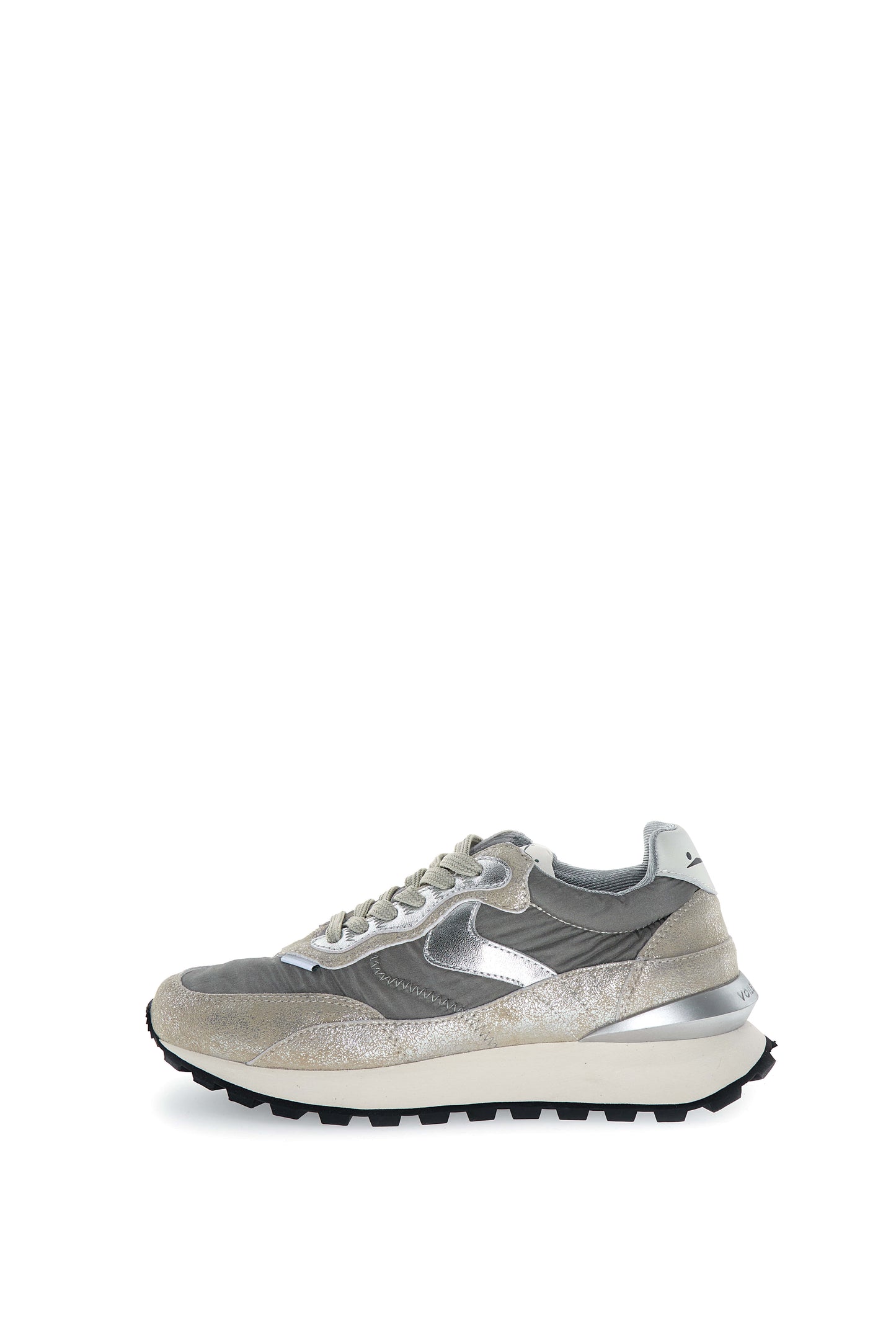 Qwark Hype Woman. Metallic Brushed Goat/Nylon silver grey | Bildmaterial bereitgestellt von SHOES.PLEASE.