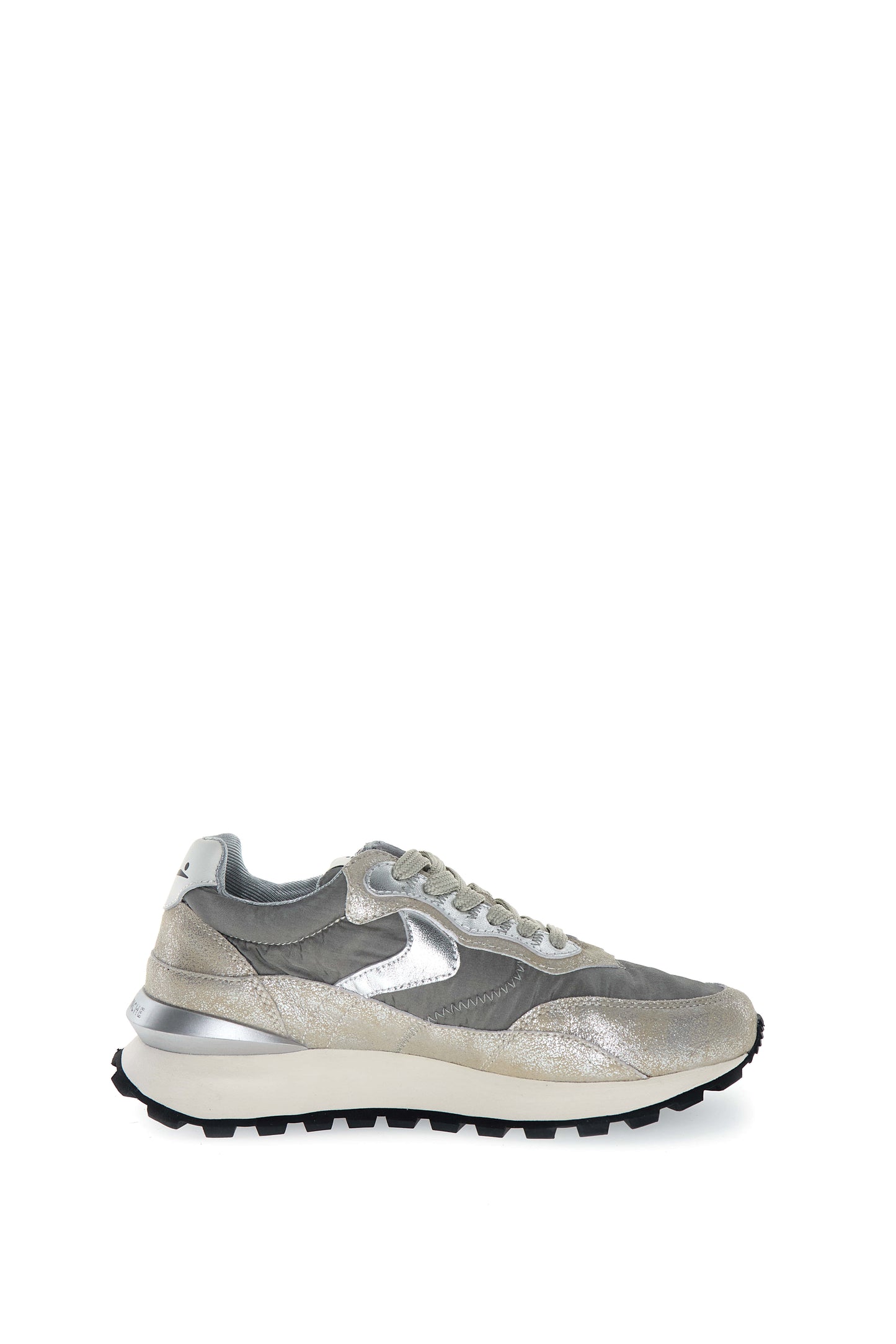 Qwark Hype Woman. Metallic Brushed Goat/Nylon silver grey | Bildmaterial bereitgestellt von SHOES.PLEASE.