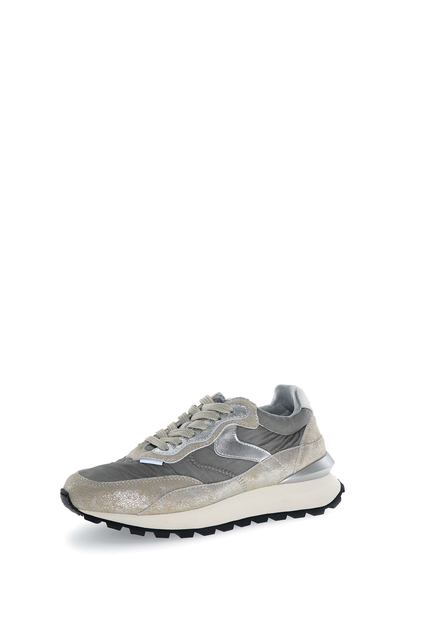 Qwark Hype Woman. Metallic Brushed Goat/Nylon silver grey | Bildmaterial bereitgestellt von SHOES.PLEASE.