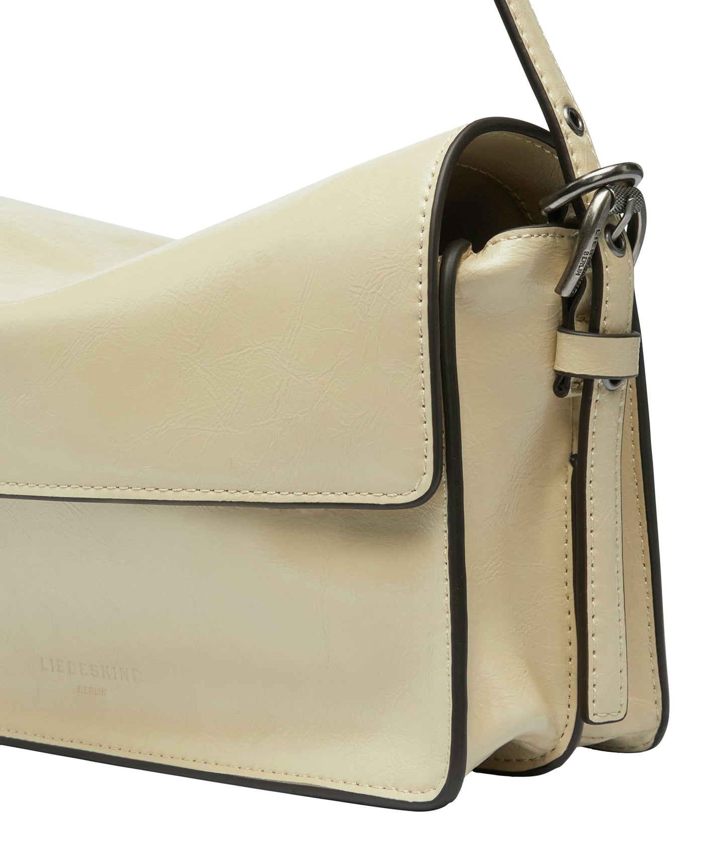2177688 Crossbody biscotti | Bildmaterial bereitgestellt von SHOES.PLEASE.