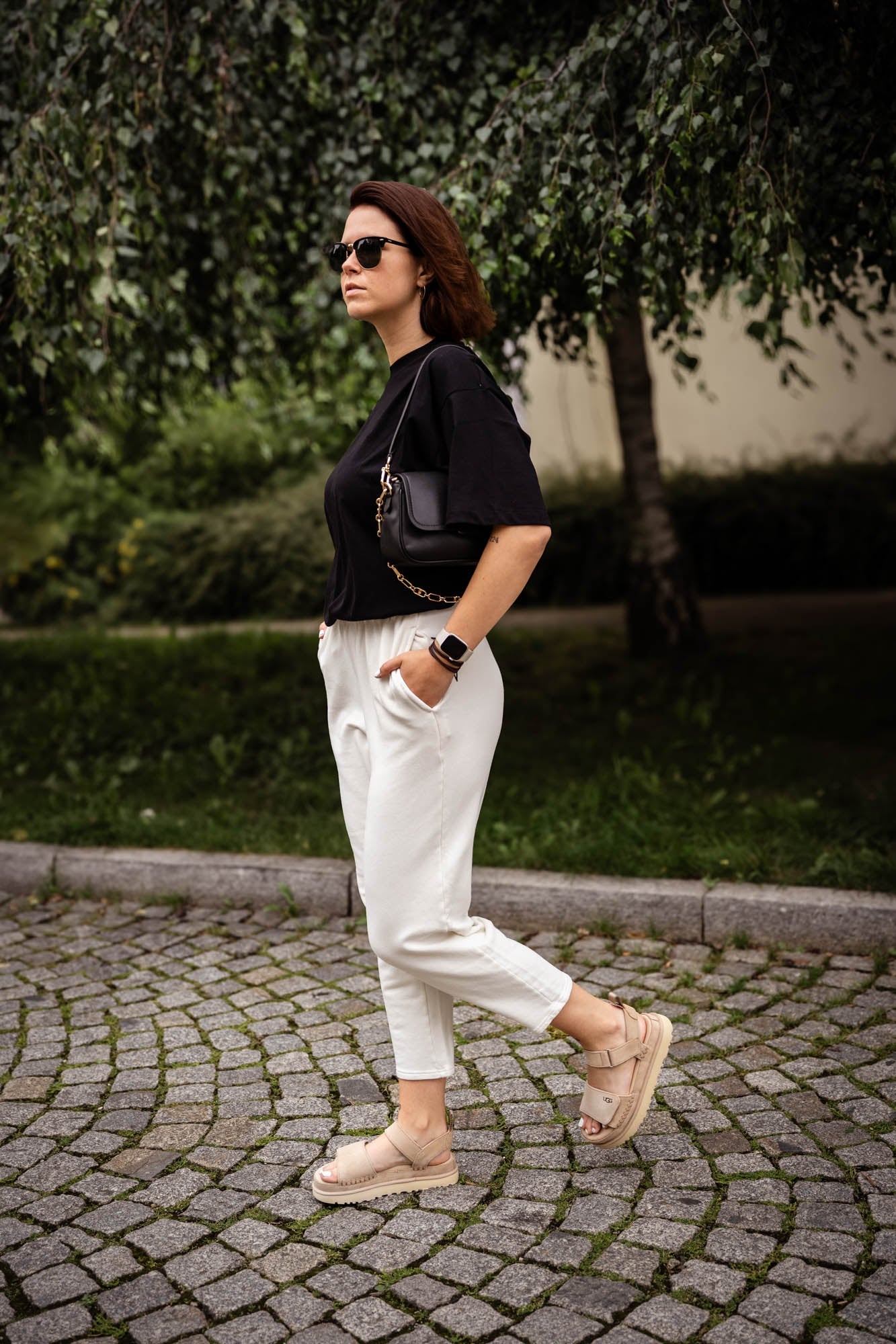 W Goldenstar driftwood | Bildmaterial bereitgestellt von SHOES.PLEASE.