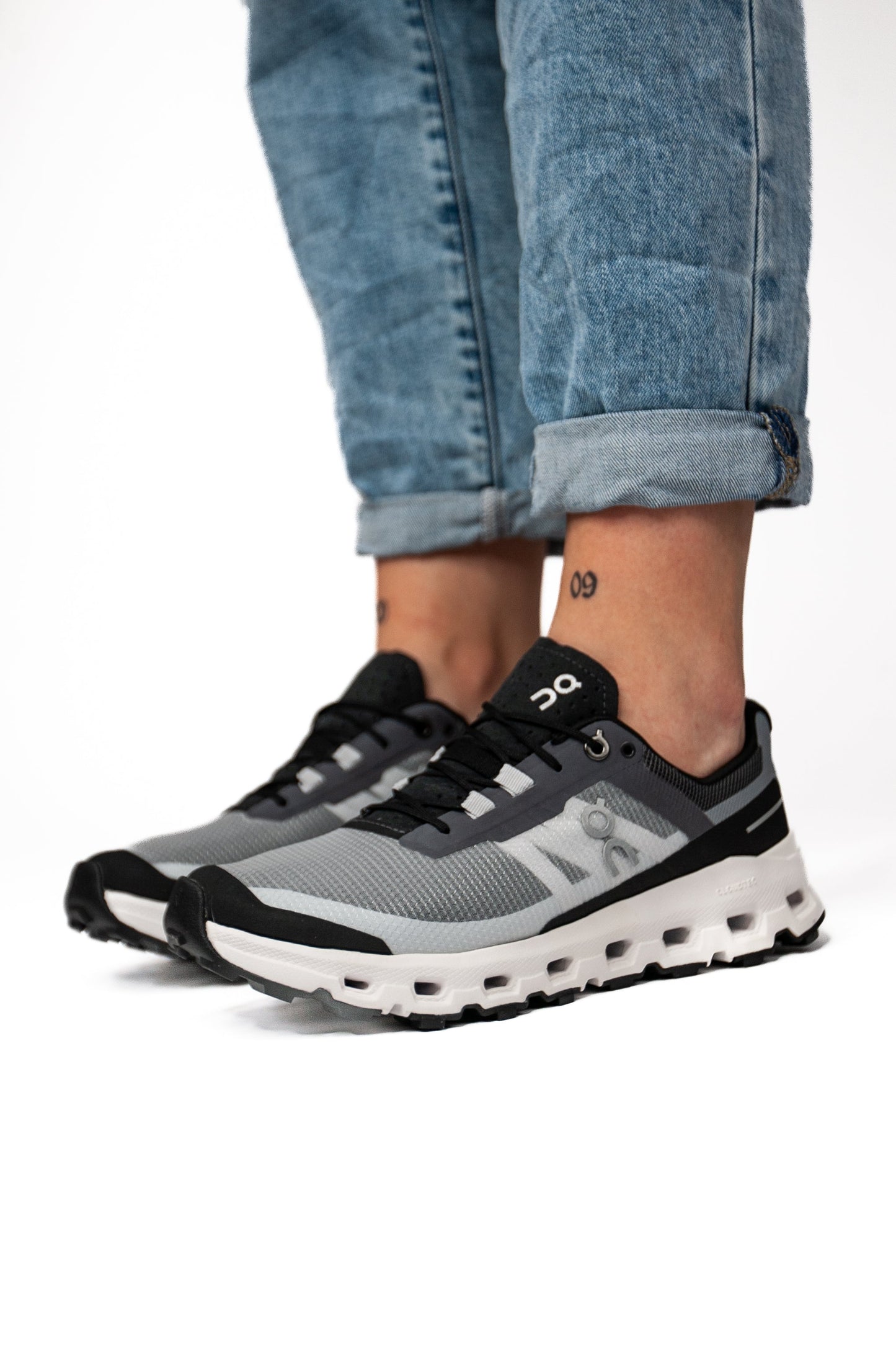 64.98059 W Cloudvista black/white | Bildmaterial bereitgestellt von SHOES.PLEASE.