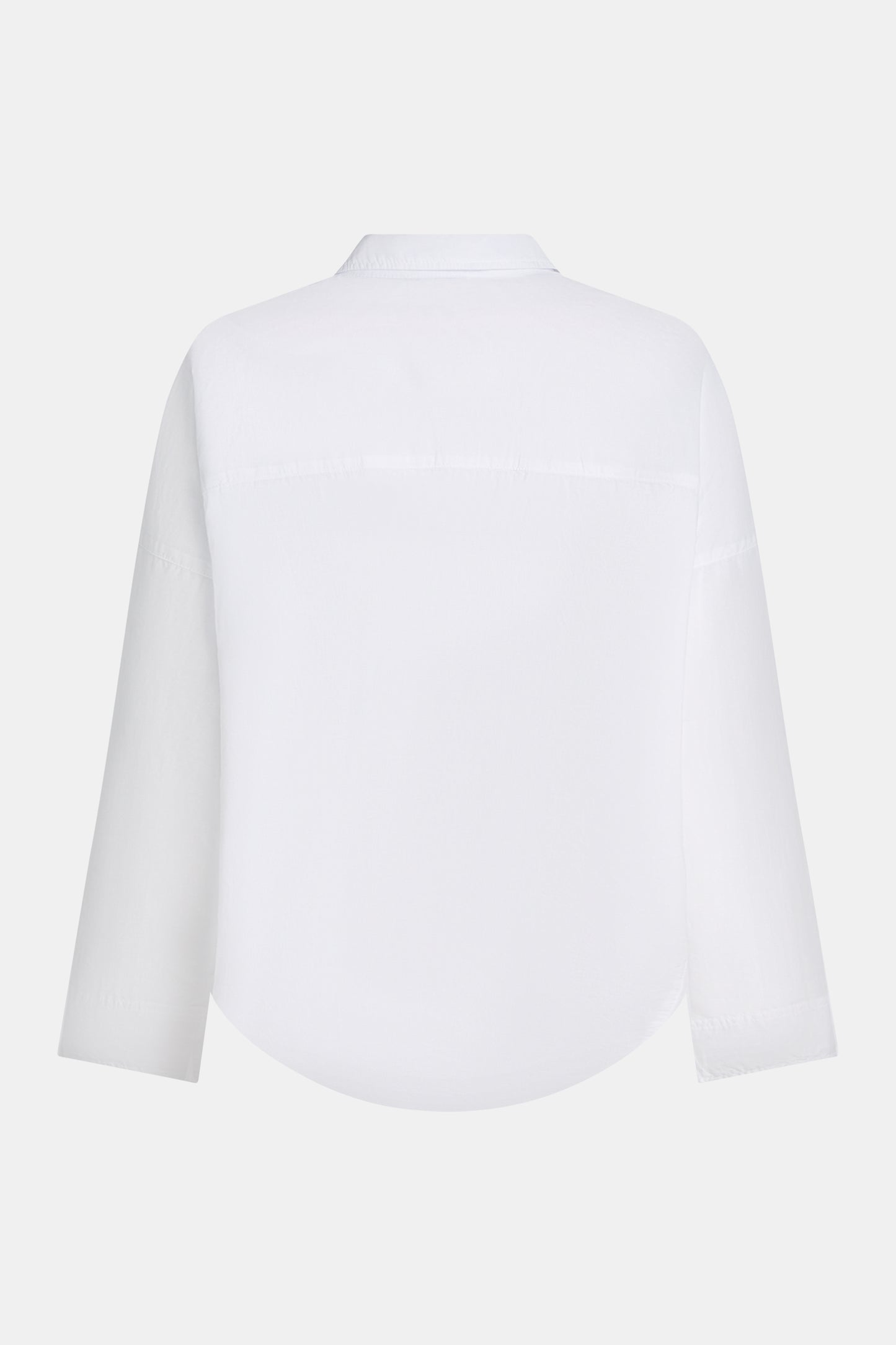 Blouse white | Bildmaterial bereitgestellt von SHOES.PLEASE.