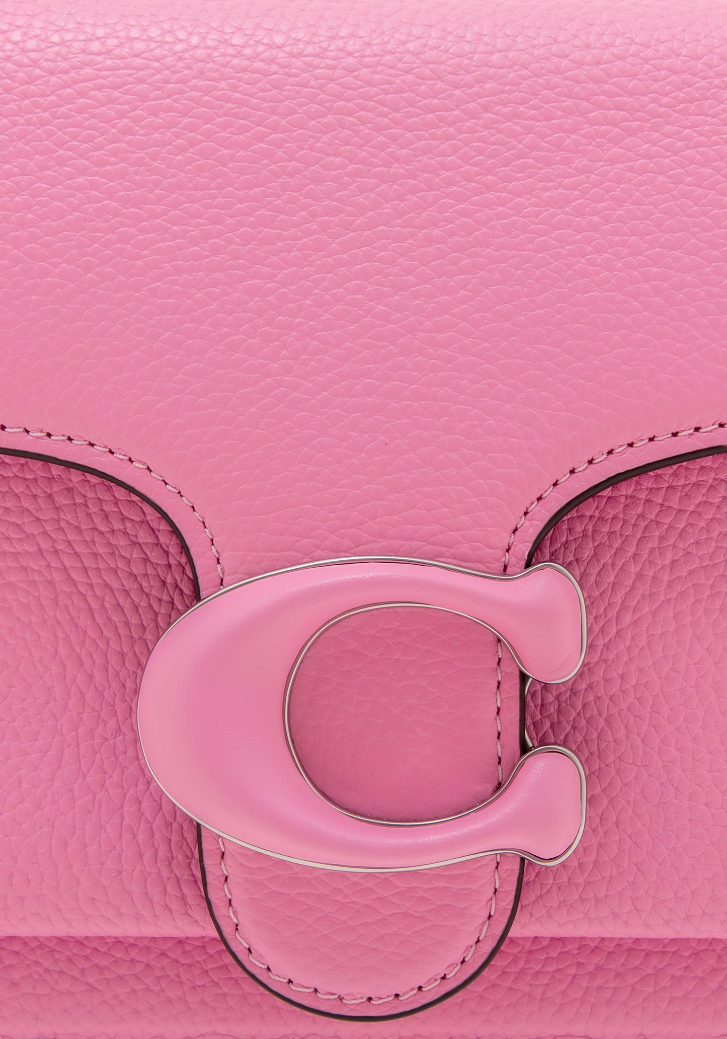Tabby Shoulder Bag vivid pink | Bildmaterial bereitgestellt von SHOES.PLEASE.