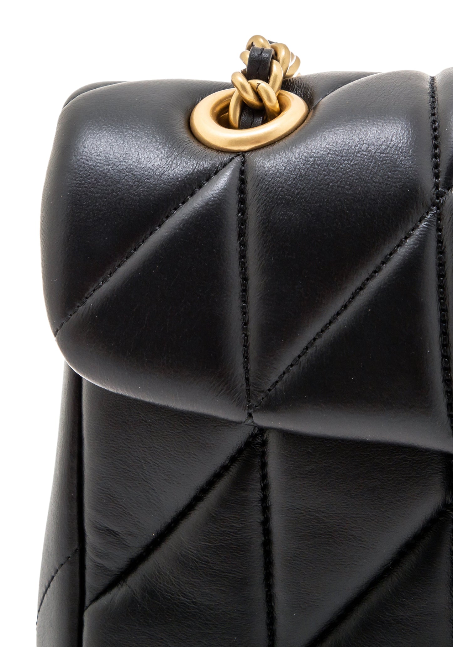 Tabby Quilted Shoulder Bag 26 black | Bildmaterial bereitgestellt von SHOES.PLEASE.
