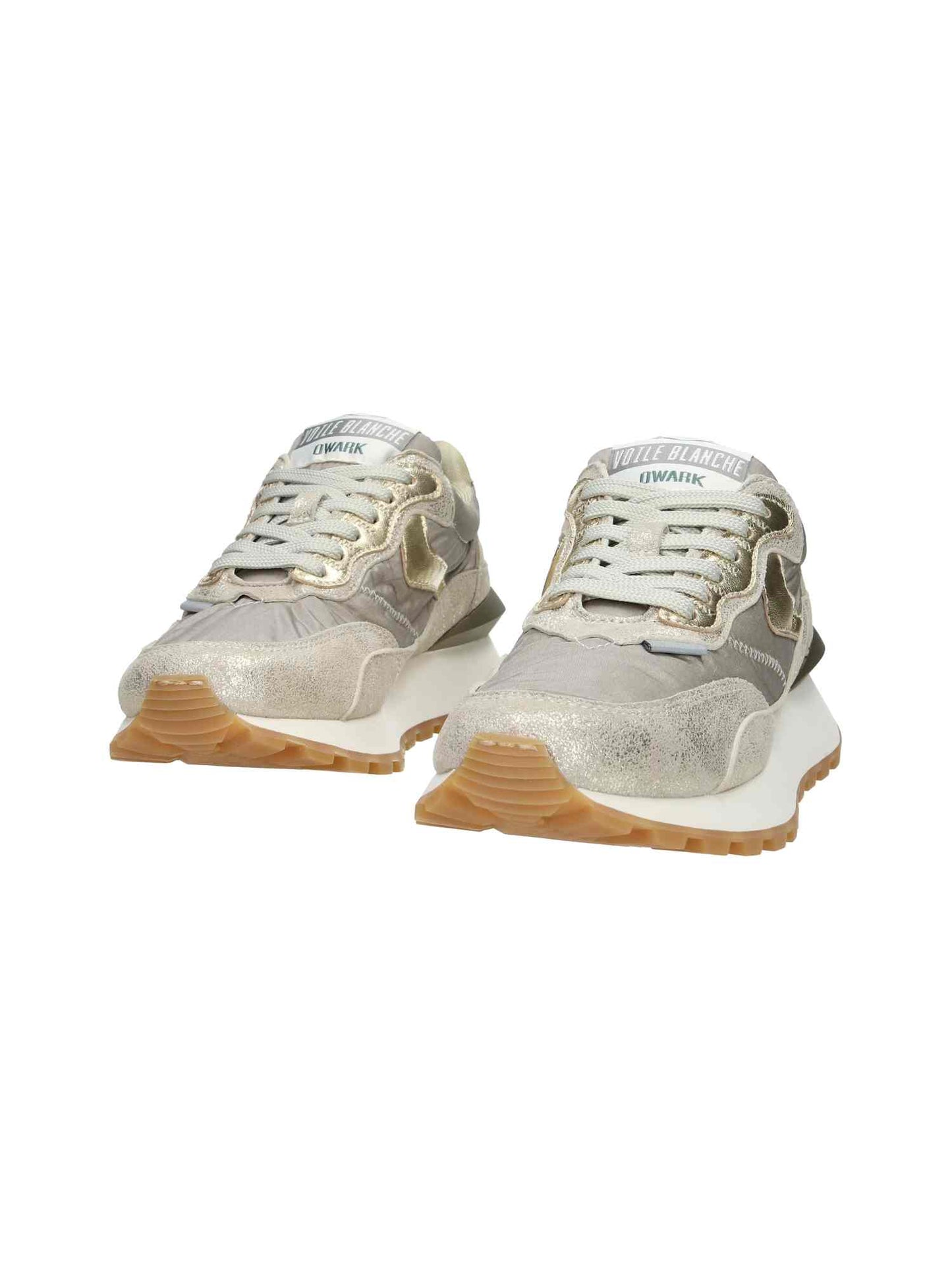 Qwark Hype Woman. Metallic Brushed Goat/Nylon platinum taupe | Bildmaterial bereitgestellt von SHOES.PLEASE.