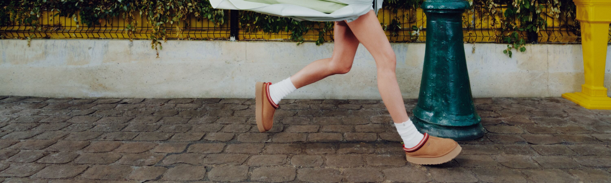 Bildmaterial bereitgestellt von SHOES.PLEASE.