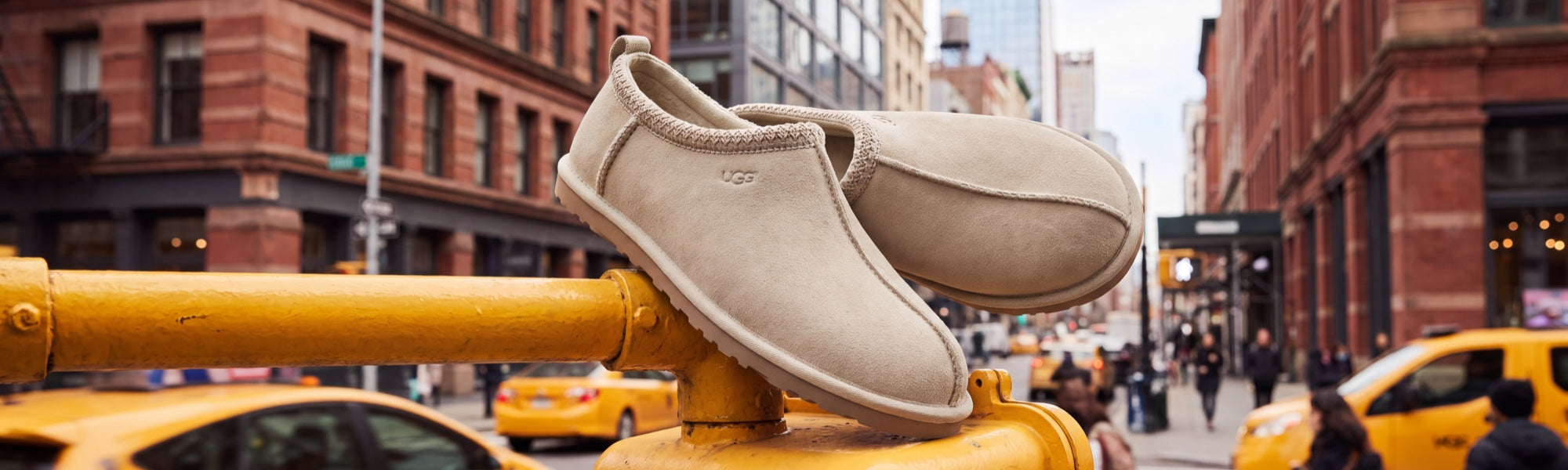 Bildmaterial bereitgestellt von SHOES.PLEASE.