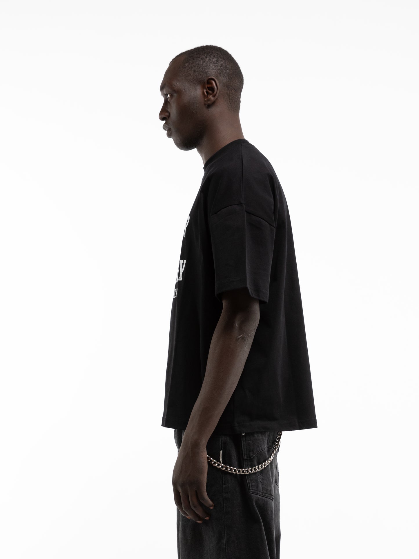 ATELIER EMBLEM T-SHIRT black | Bildmaterial bereitgestellt von SHOES.PLEASE.
