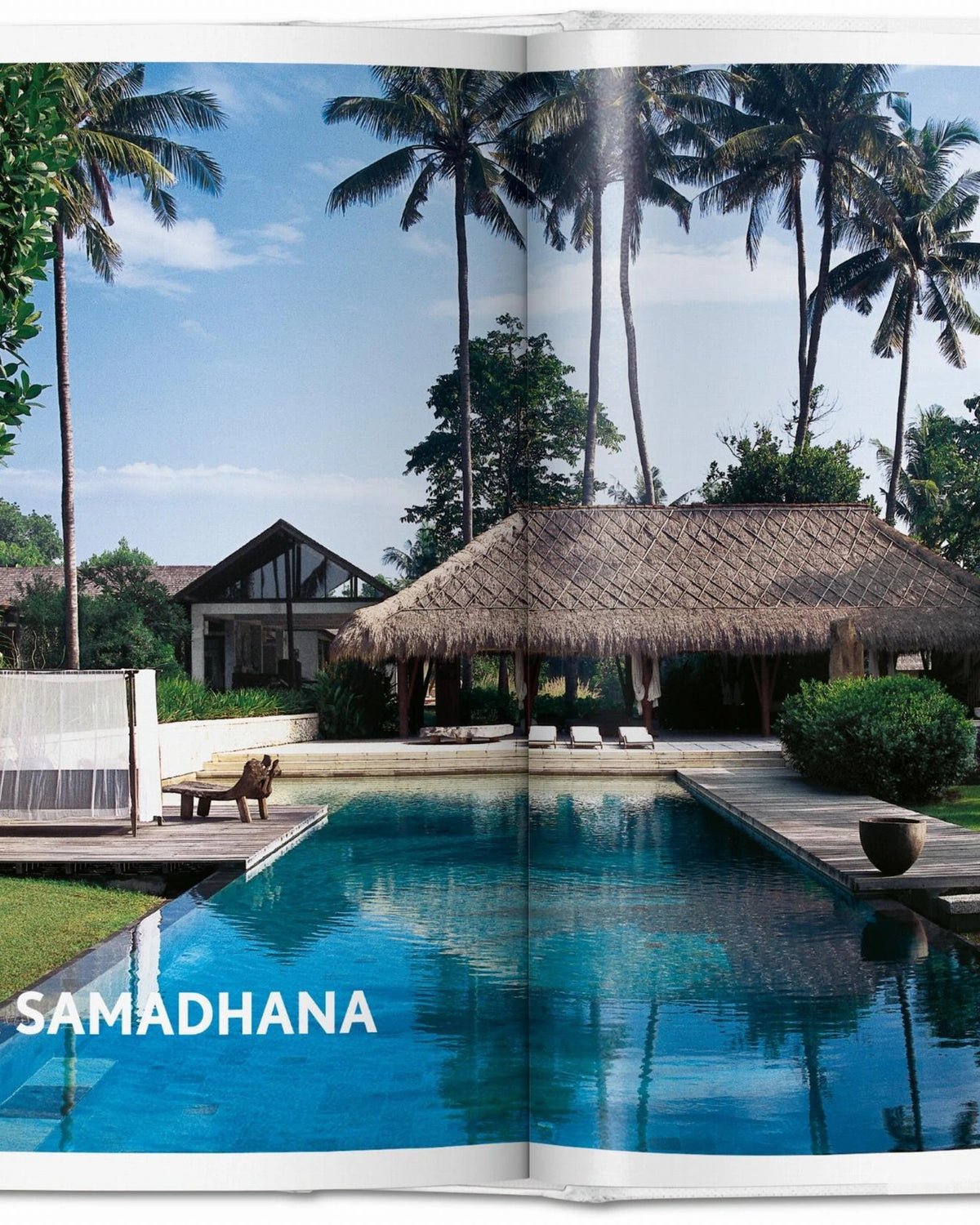 Living in Bali 40ht Edition | Bildmaterial bereitgestellt von SHOES.PLEASE.
