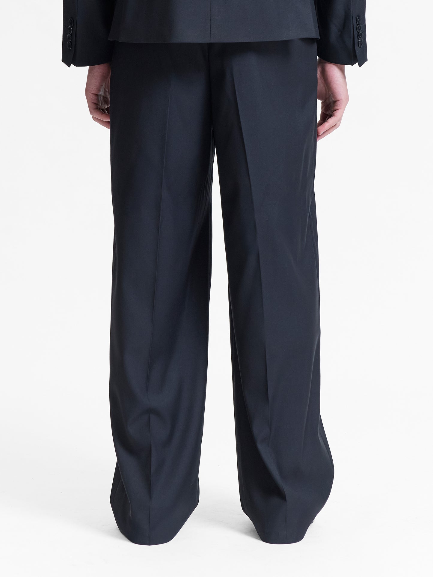 Tailored Baggy Pants black | Bildmaterial bereitgestellt von SHOES.PLEASE.