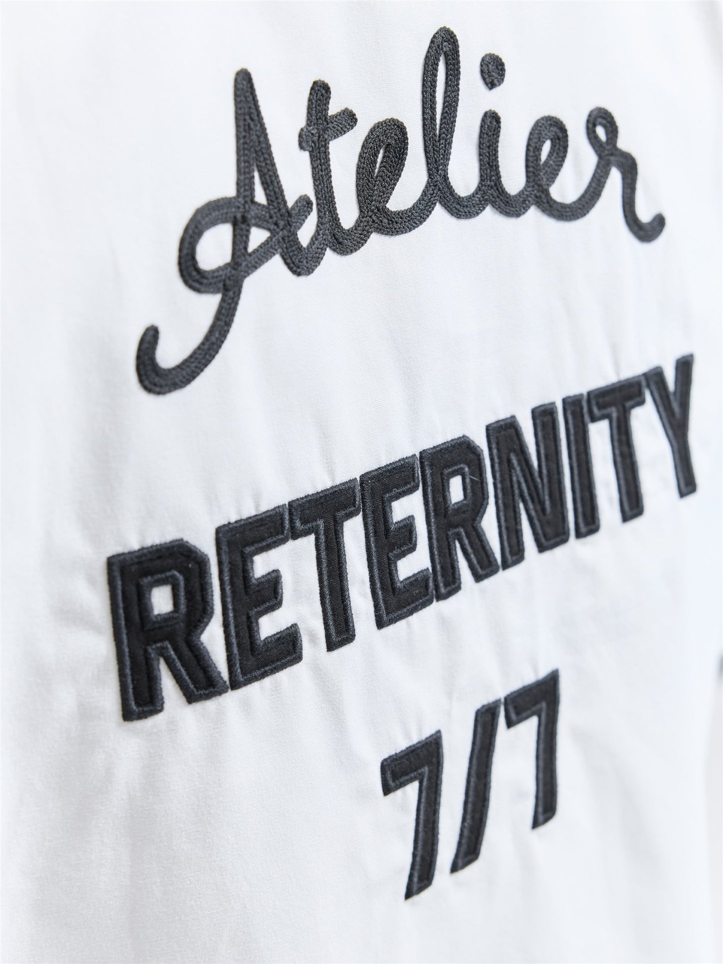LE PROGRES SHIRT white | Bildmaterial bereitgestellt von SHOES.PLEASE.