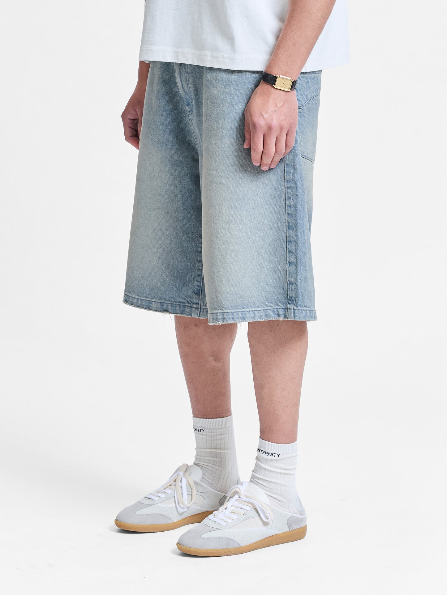 Essential Jorts light blue | Bildmaterial bereitgestellt von SHOES.PLEASE.