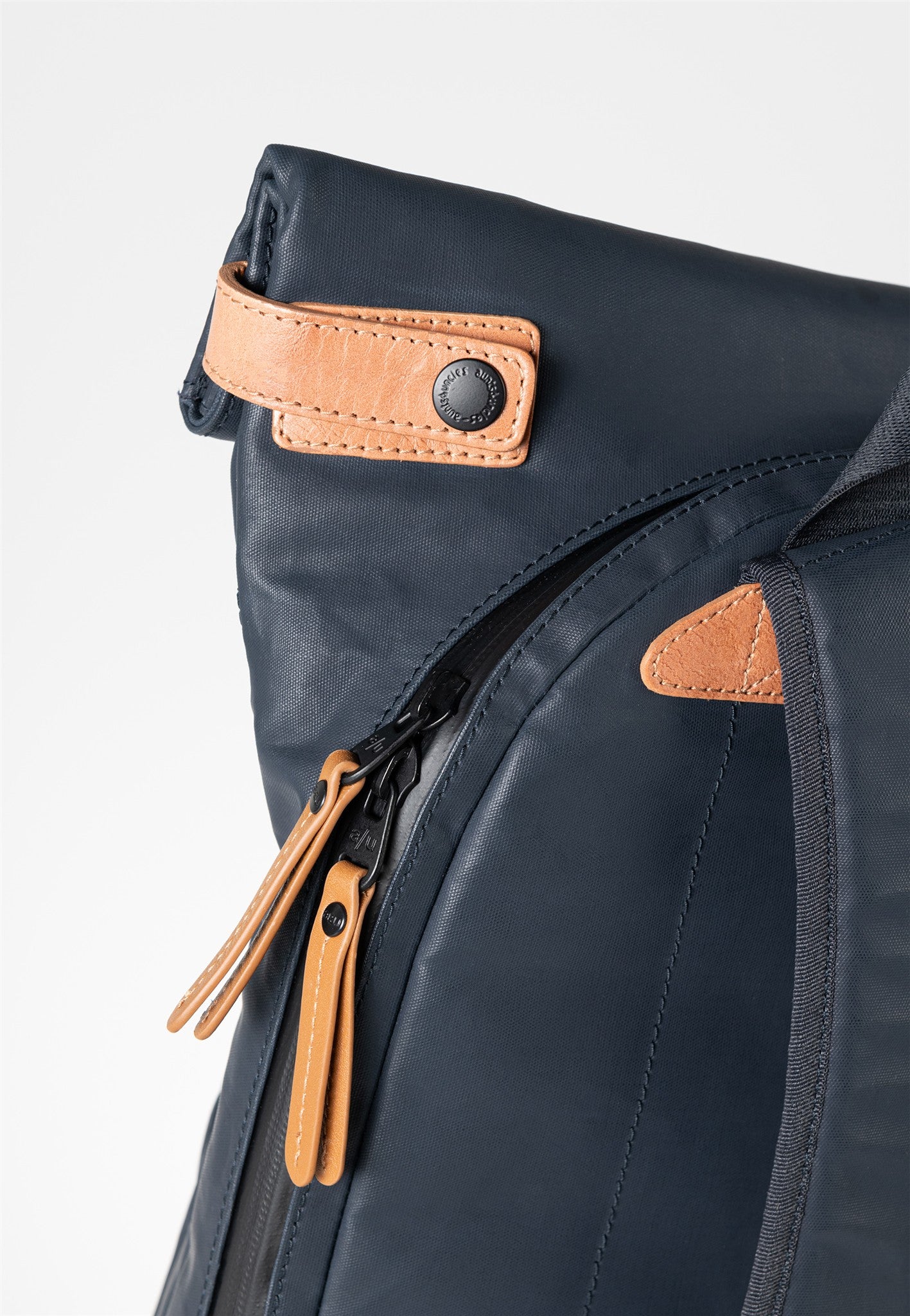 Osaka Rucksack 15" Japan night blue | Bildmaterial bereitgestellt von SHOES.PLEASE.