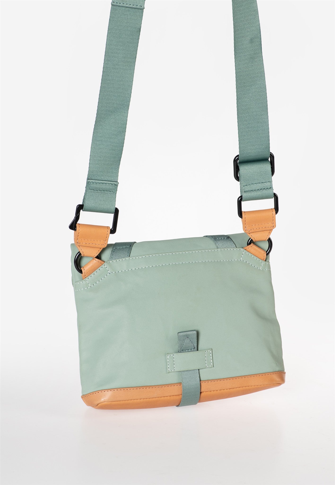 Tsu Bauchtasche Japan sage green | Bildmaterial bereitgestellt von SHOES.PLEASE.