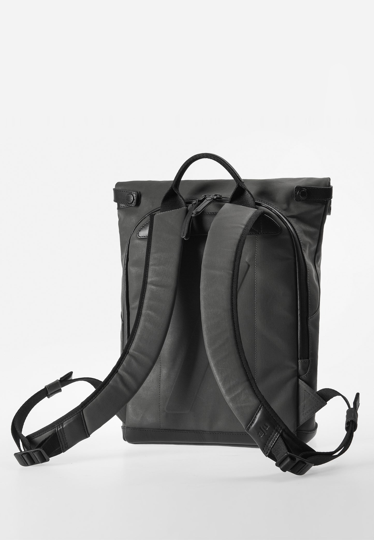 Wakayama Rucksack volcanic ash | Bildmaterial bereitgestellt von SHOES.PLEASE.