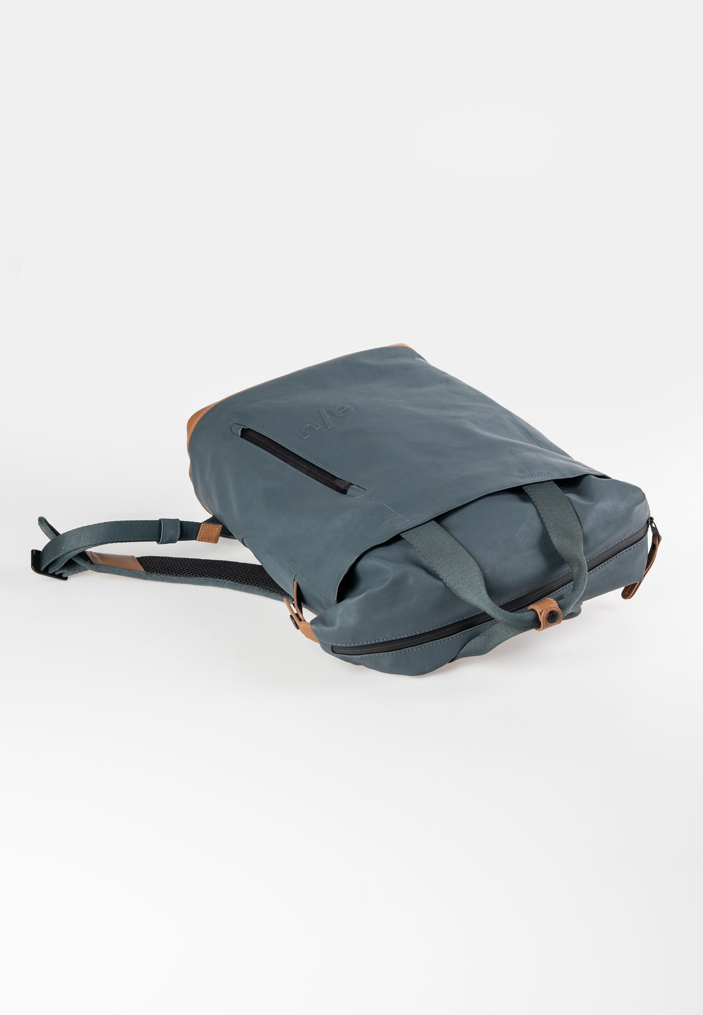 Morioka Rucksack 13 cosmic void" | Bildmaterial bereitgestellt von SHOES.PLEASE.