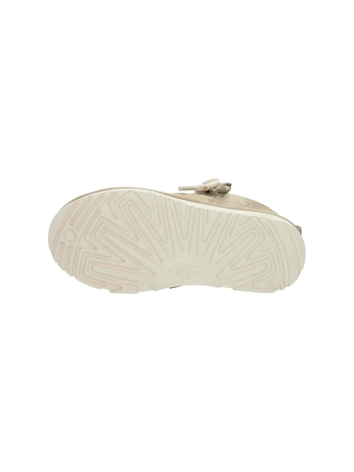 K Lo Lowmel mustard seed | Bildmaterial bereitgestellt von SHOES.PLEASE.