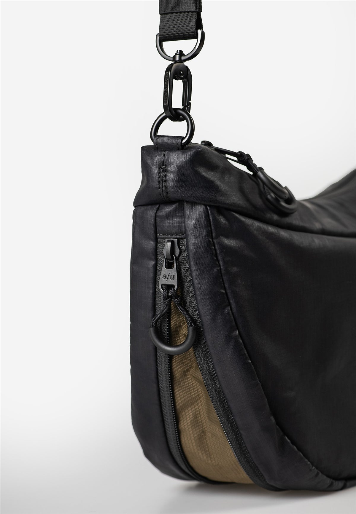 Toyo Halfmoon Bag Japan RE LITE black | Bildmaterial bereitgestellt von SHOES.PLEASE.