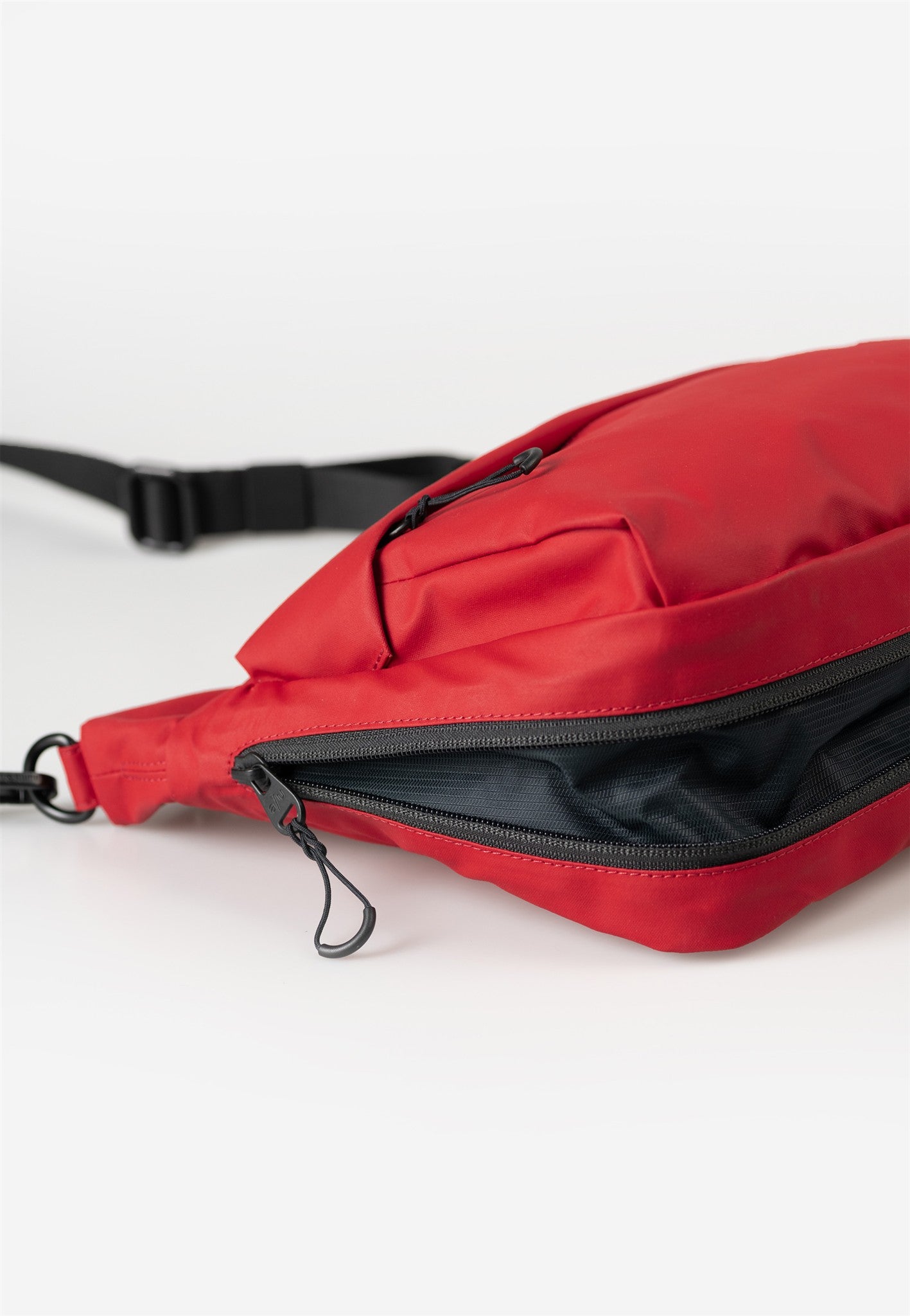 Nanuki RE LITE Japan RE LITE red | Bildmaterial bereitgestellt von SHOES.PLEASE.