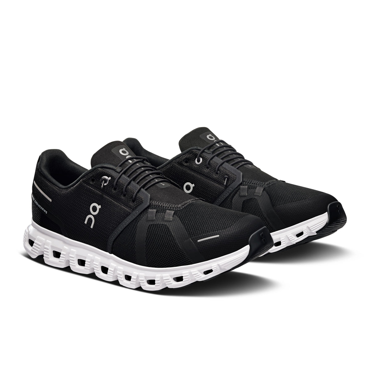 ON Schuhe Herren Cloud 6 M schwarz | Bildmaterial bereitgestellt von SHOES.PLEASE.
