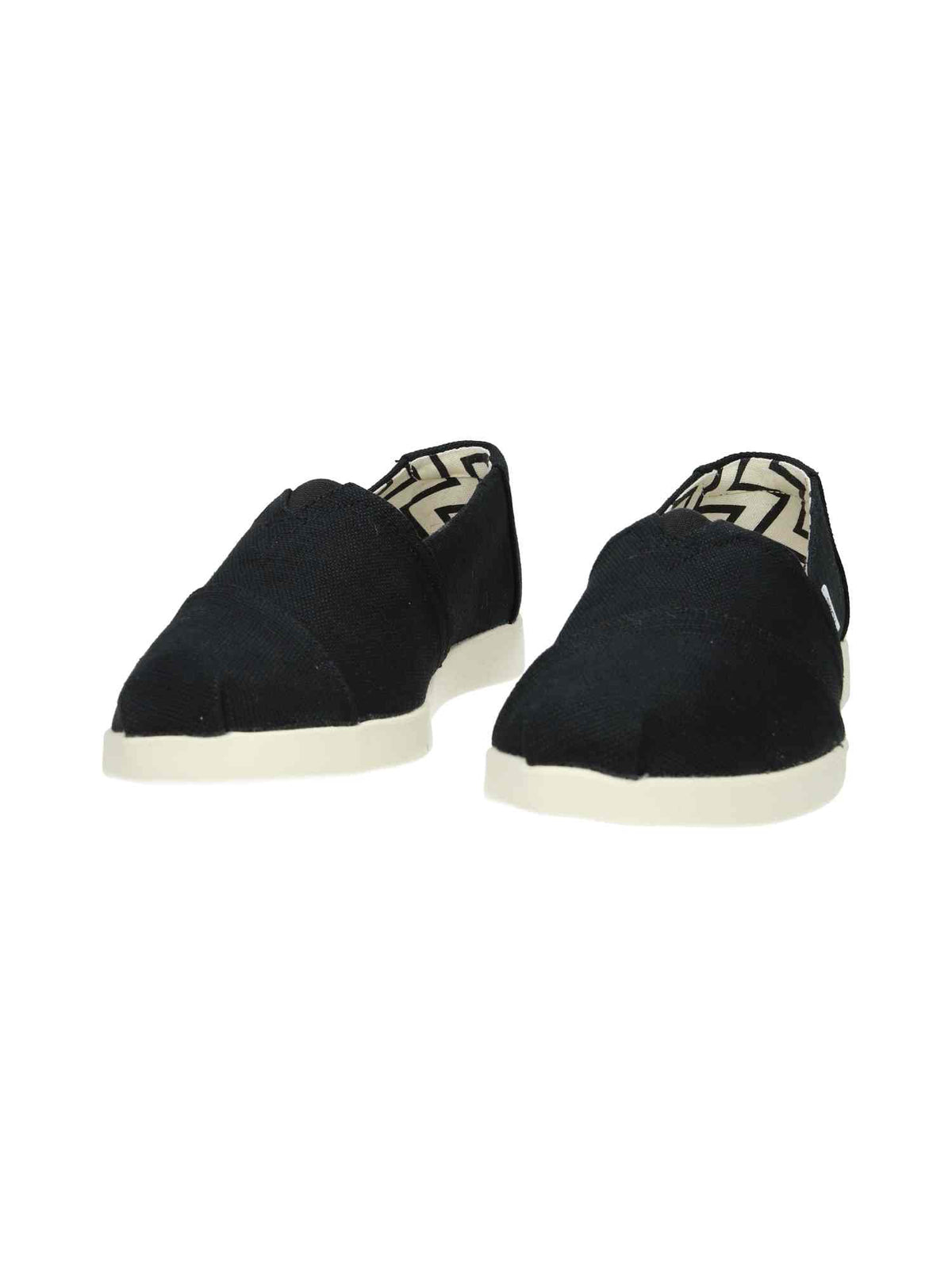 Alpargata Plus blk_wht | Bildmaterial bereitgestellt von SHOES.PLEASE.