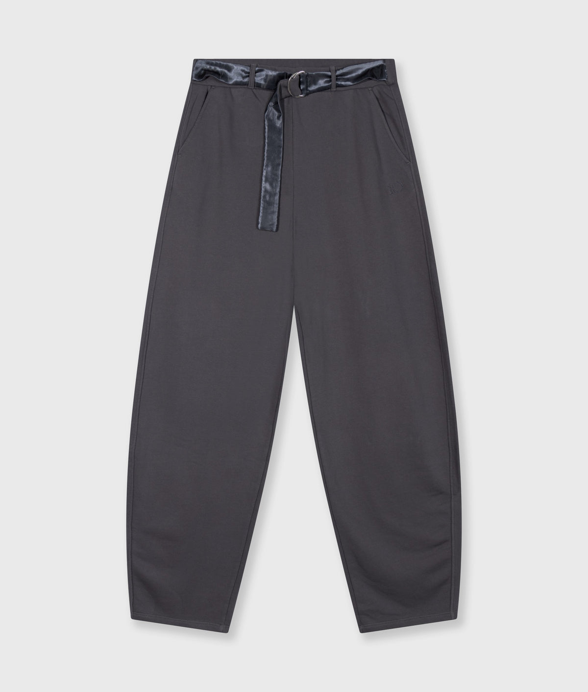 banana pants fleece steel blue | Bildmaterial bereitgestellt von SHOES.PLEASE.
