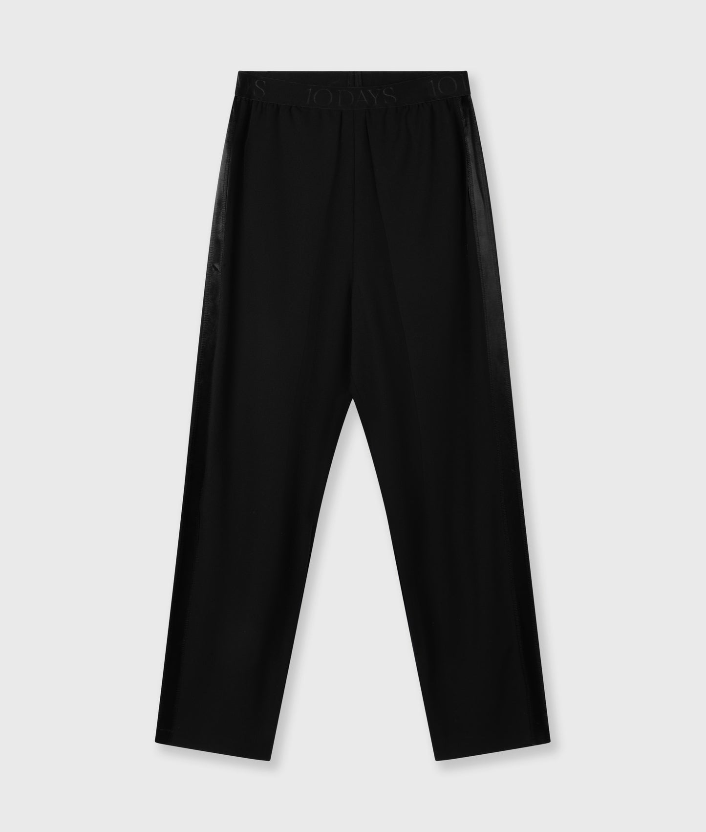Pleated Pants black | Bildmaterial bereitgestellt von SHOES.PLEASE.