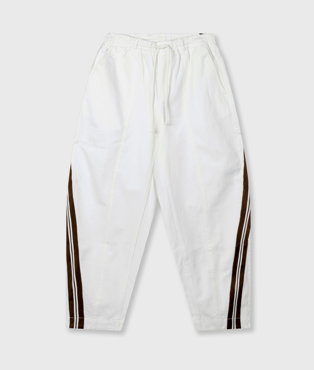 Wide Tapered Pants optic white | Bildmaterial bereitgestellt von SHOES.PLEASE.
