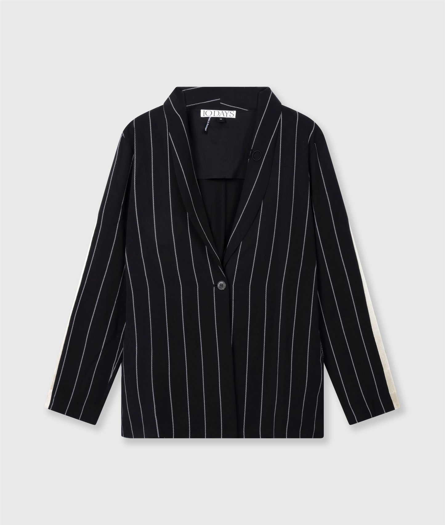Blazer Pinstripe black | Bildmaterial bereitgestellt von SHOES.PLEASE.