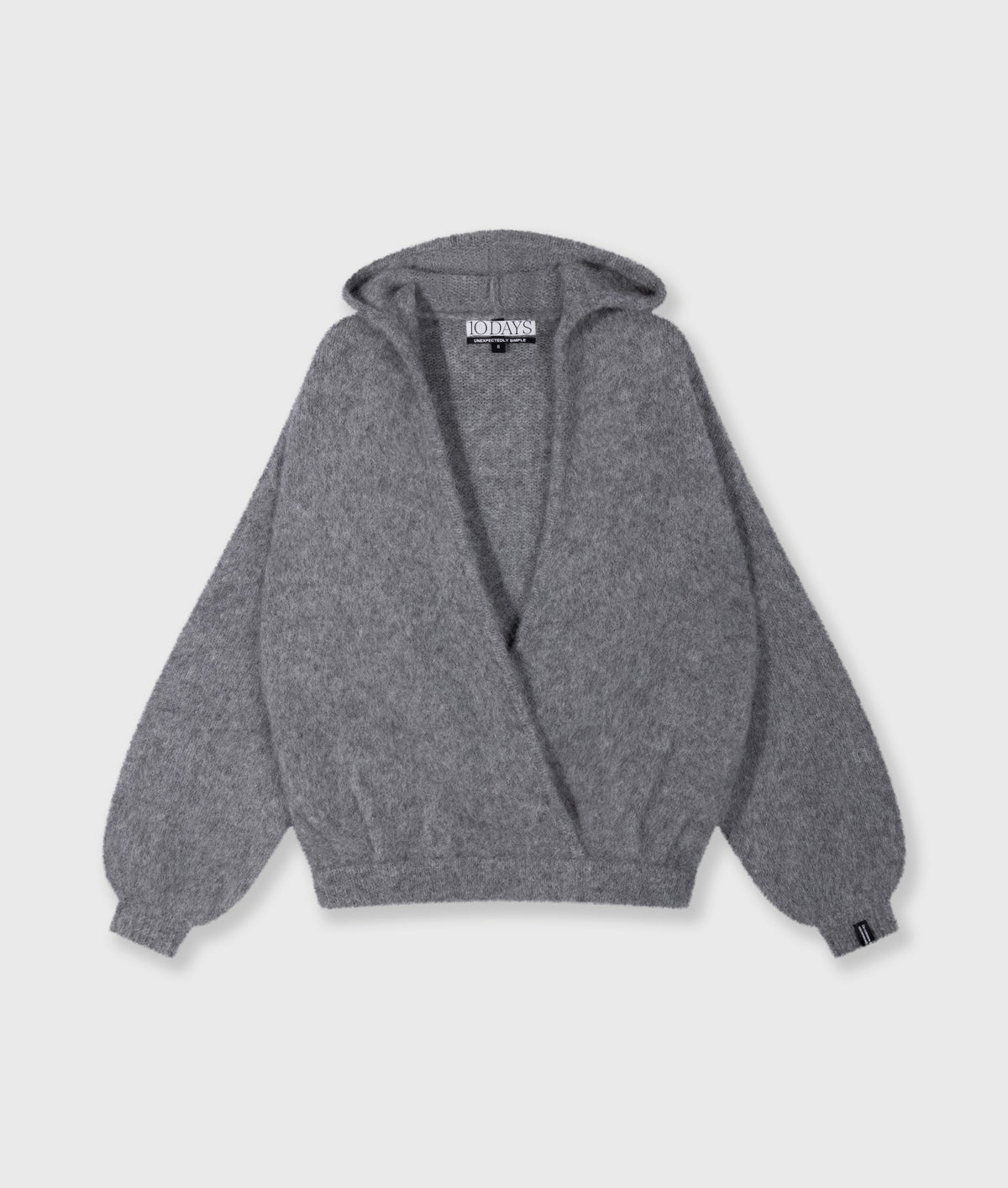 hooded knit sweater grey melee | Bildmaterial bereitgestellt von SHOES.PLEASE.