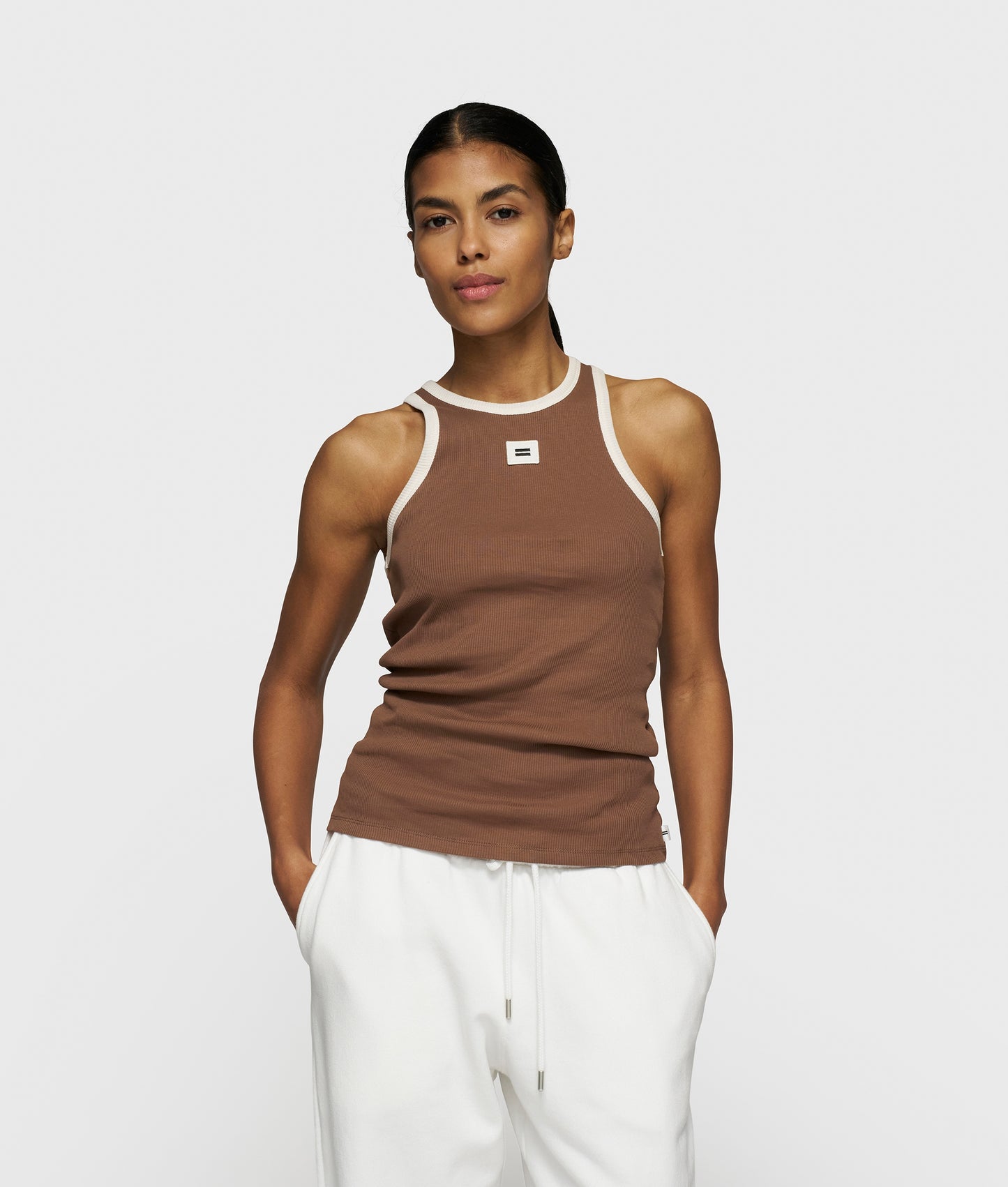 Tank Top Rib Contrast truffle | Bildmaterial bereitgestellt von SHOES.PLEASE.